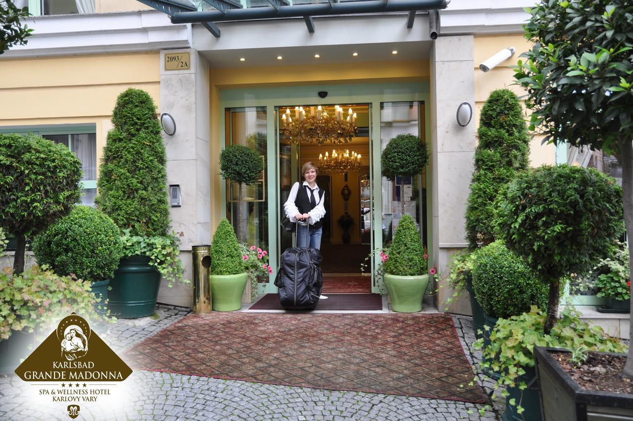 Karlsbad Grande Madonna Hotel Exterior foto
